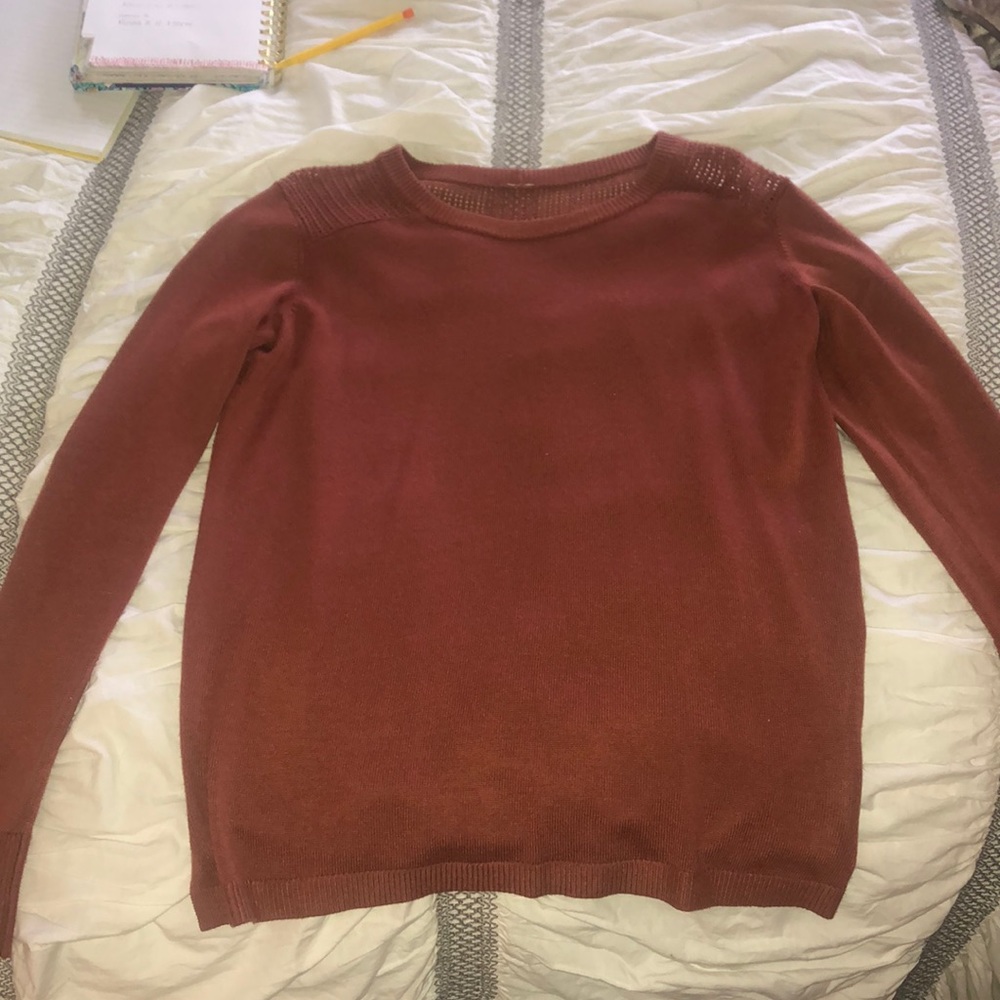 Lulu lemon sweater